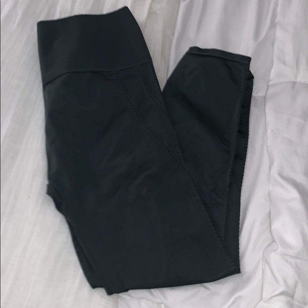 Seamless leggings from fabletics